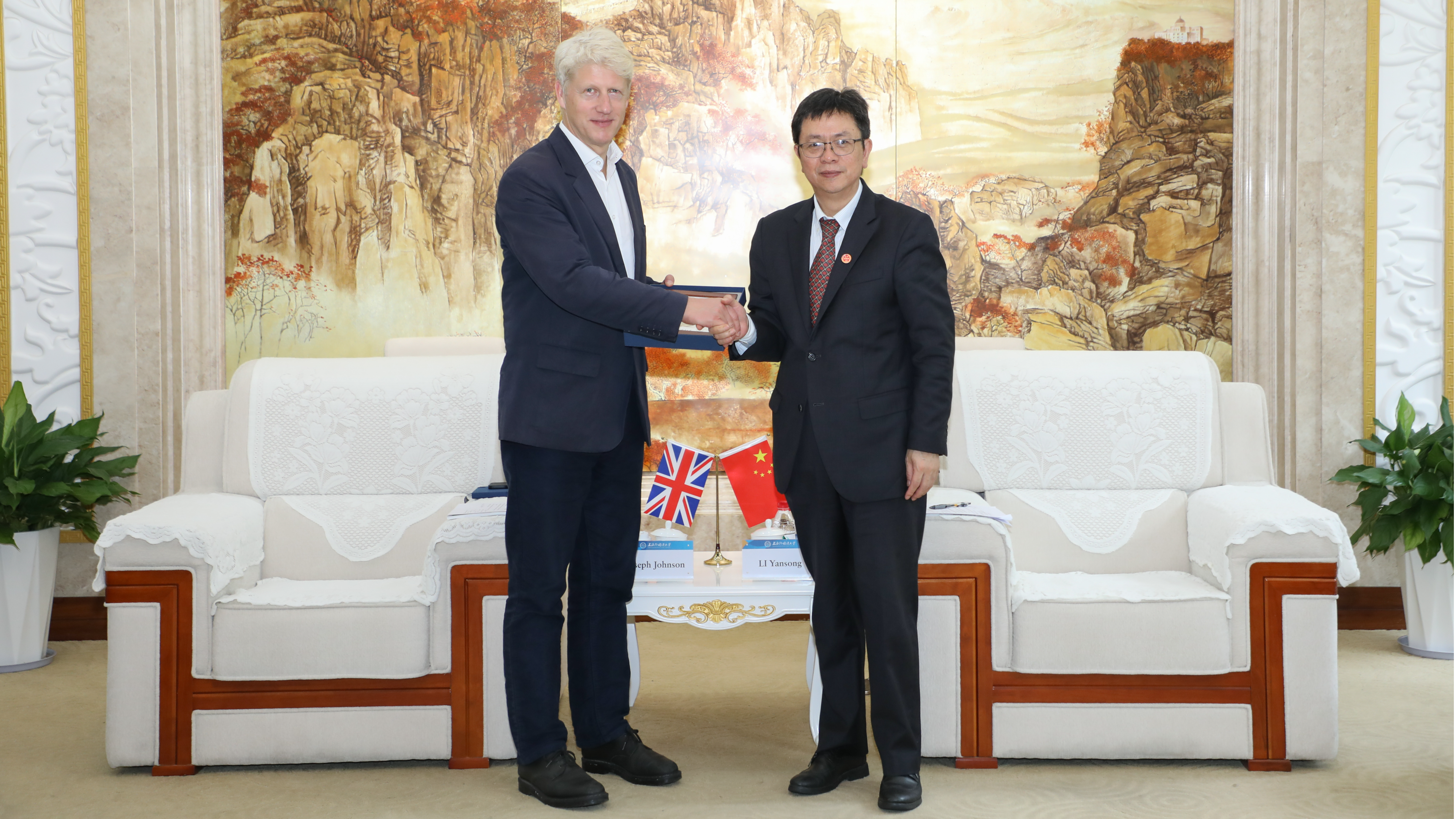 微信图片_20250624141652.jpg