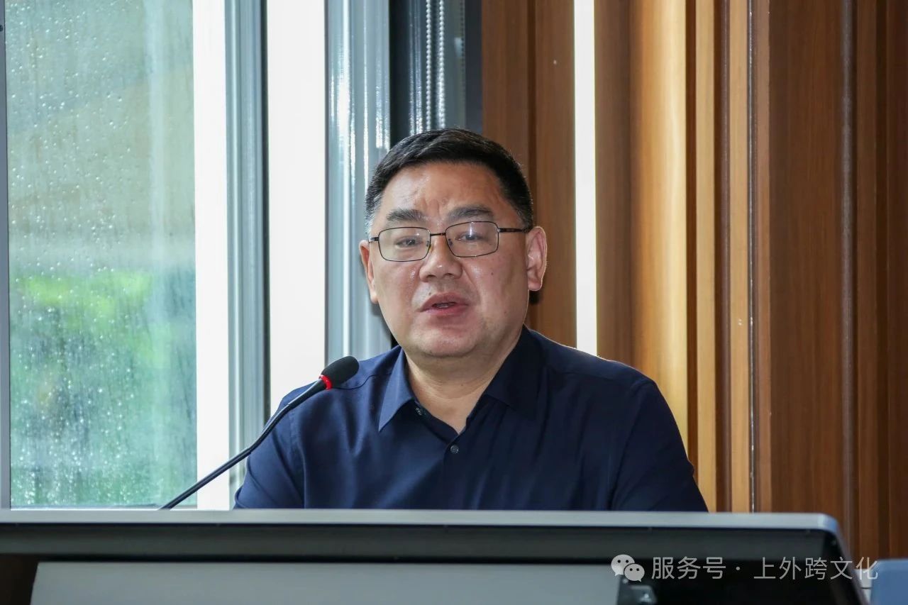 蔡雨阳教授作主旨报告.jpg